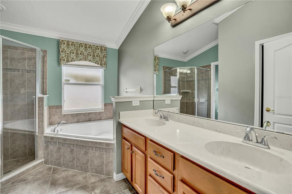 For Rent: $2,950 (3 beds, 2 baths, 1583 Square Feet)