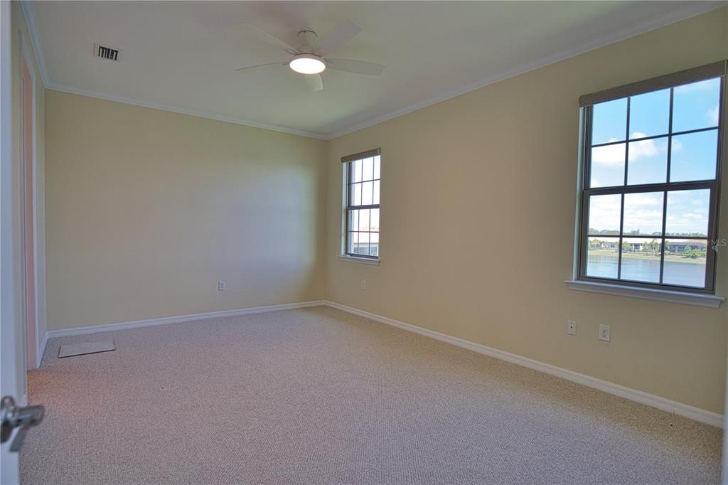 For Rent: $2,700 (3 beds, 2 baths, 1661 Square Feet)