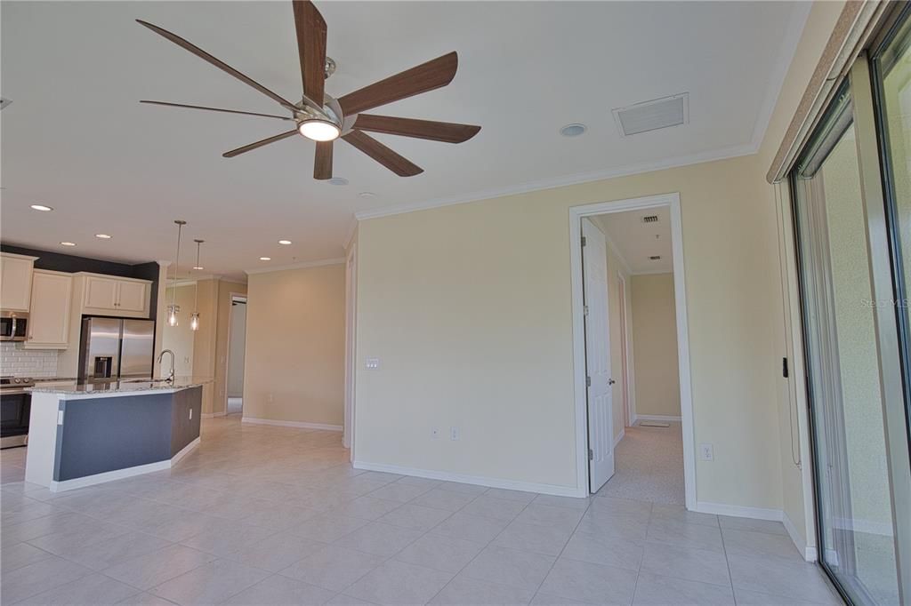 For Rent: $2,700 (3 beds, 2 baths, 1661 Square Feet)