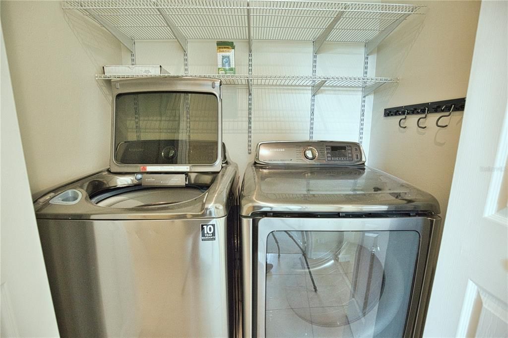 For Rent: $2,700 (3 beds, 2 baths, 1661 Square Feet)