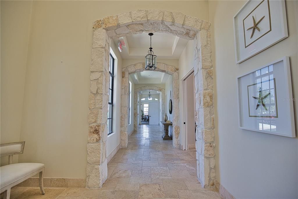 For Rent: $2,700 (3 beds, 2 baths, 1661 Square Feet)