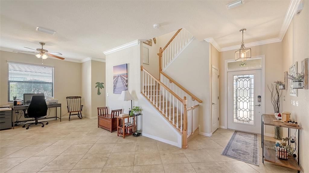 For Sale: $880,000 (6 beds, 4 baths, 3934 Square Feet)