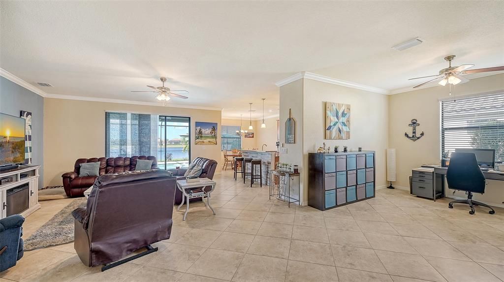 For Sale: $880,000 (6 beds, 4 baths, 3934 Square Feet)