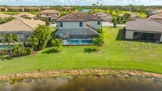 For Sale: $880,000 (6 beds, 4 baths, 3934 Square Feet)