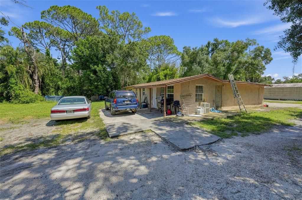 For Sale: $334,900 (1 beds, 1 baths, 1760 Square Feet)