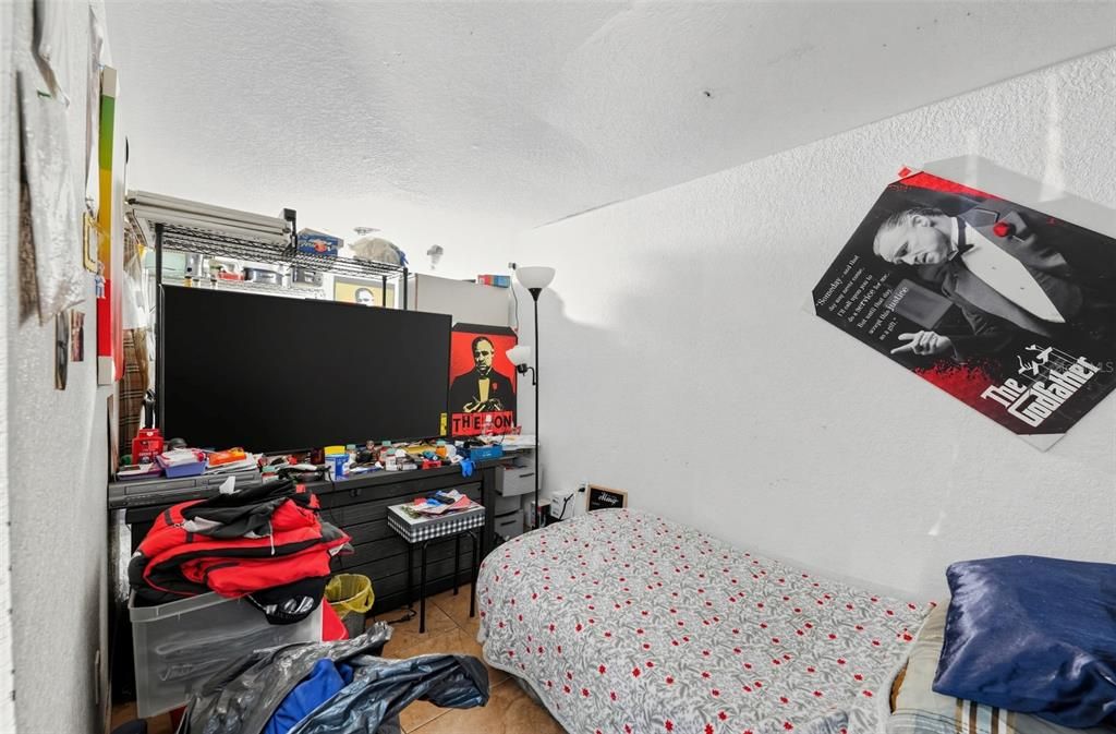 For Sale: $334,900 (1 beds, 1 baths, 1760 Square Feet)