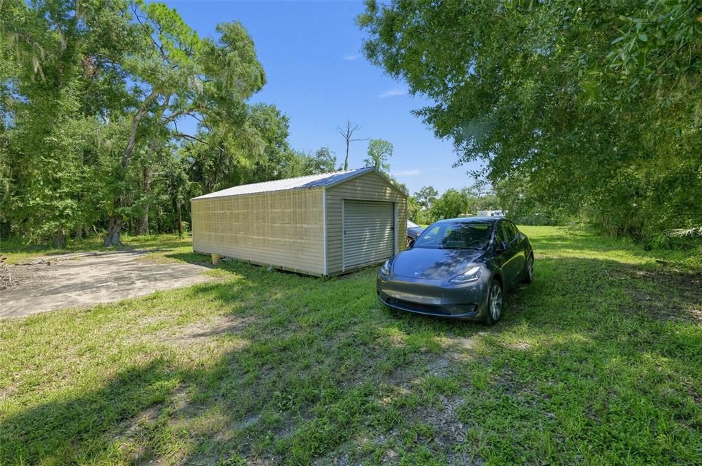 For Sale: $334,900 (1 beds, 1 baths, 1760 Square Feet)