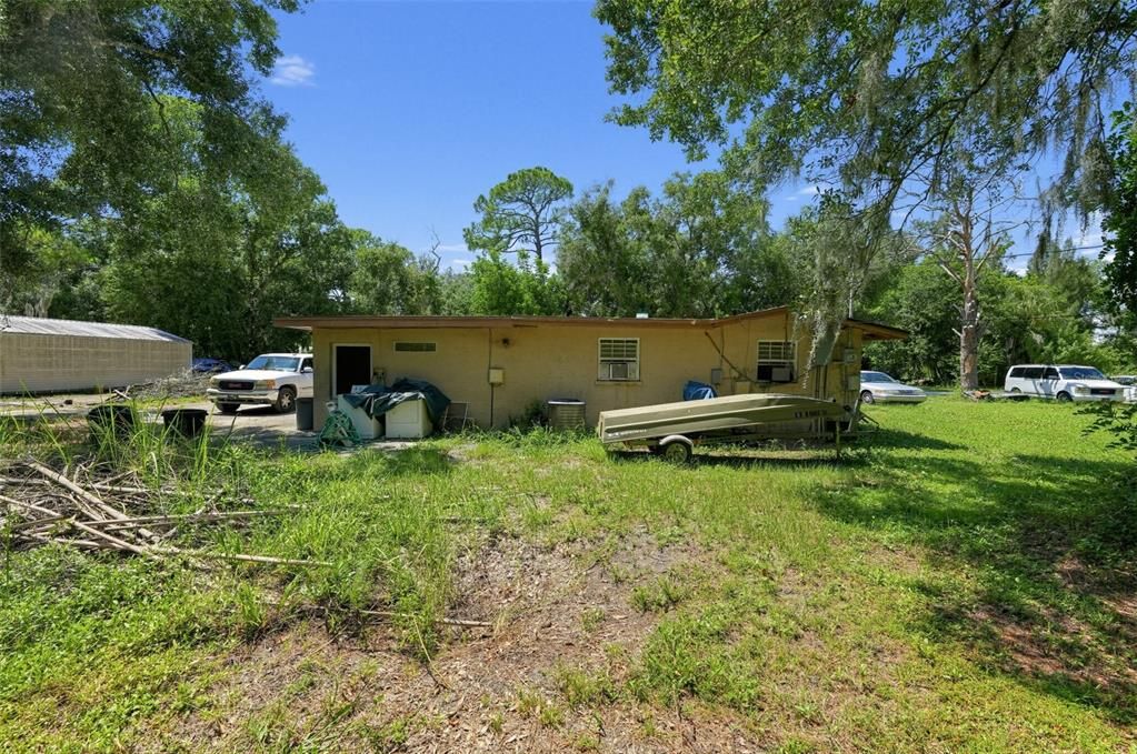 For Sale: $334,900 (1 beds, 1 baths, 1760 Square Feet)