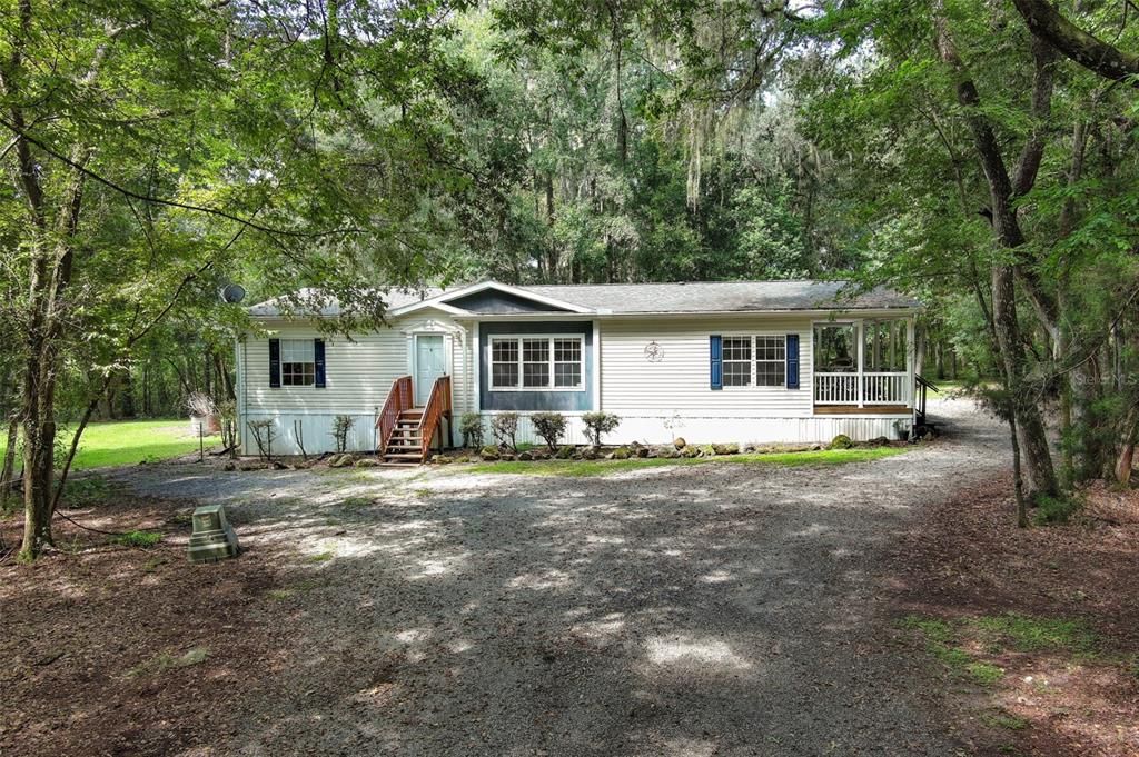 For Sale: $445,000 (6 beds, 4 baths, 3360 Square Feet)