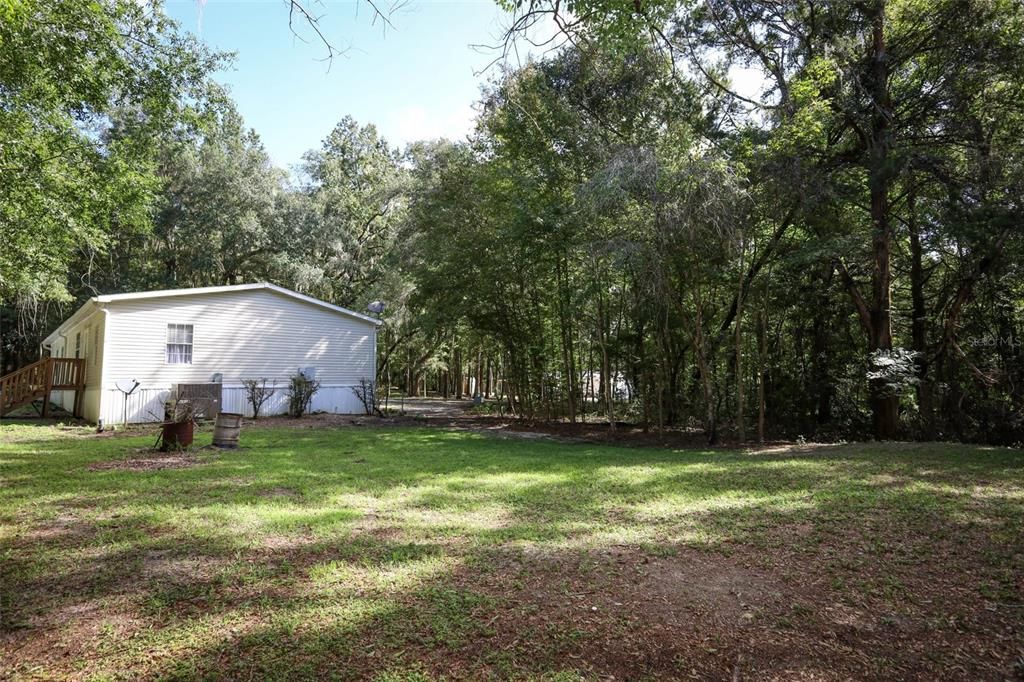 For Sale: $445,000 (6 beds, 4 baths, 3360 Square Feet)