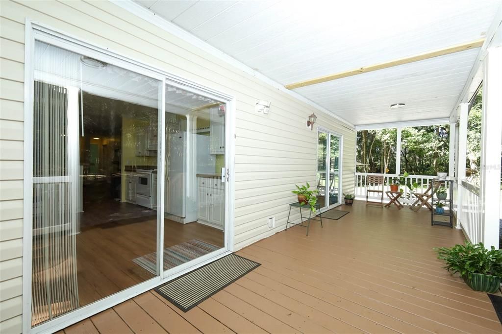 For Sale: $445,000 (6 beds, 4 baths, 3360 Square Feet)