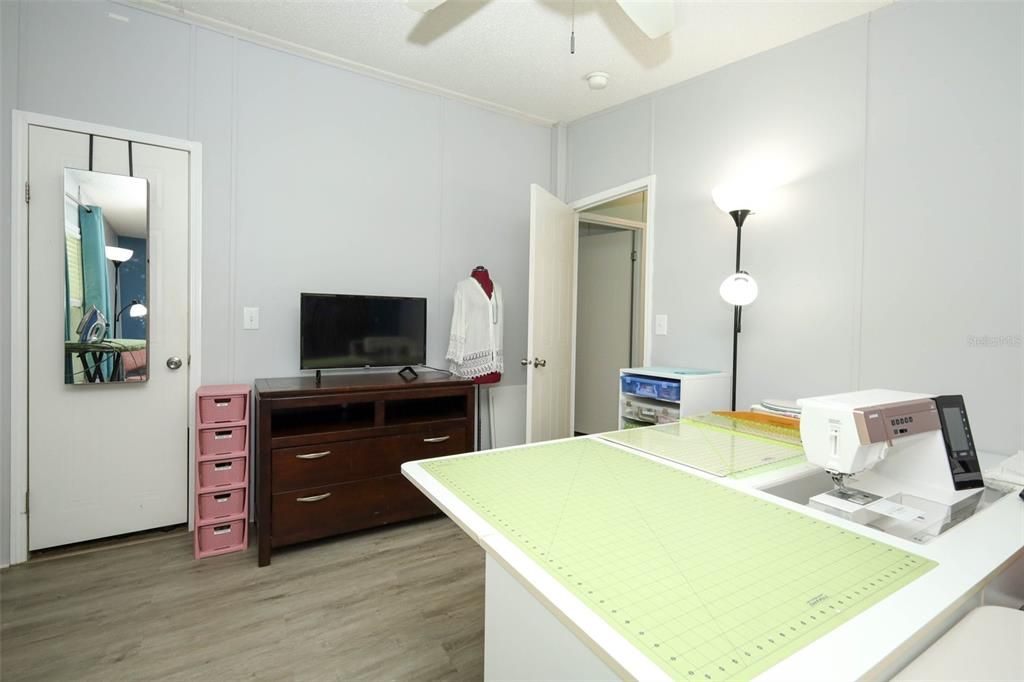 For Sale: $445,000 (6 beds, 4 baths, 3360 Square Feet)