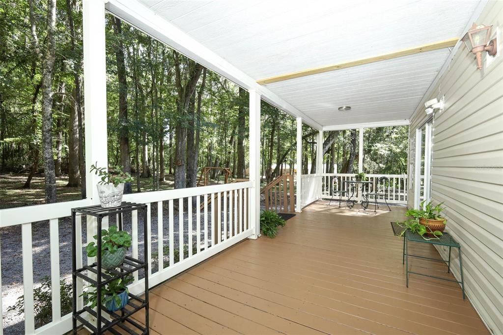 For Sale: $445,000 (6 beds, 4 baths, 3360 Square Feet)