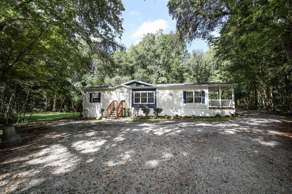 For Sale: $445,000 (6 beds, 4 baths, 3360 Square Feet)