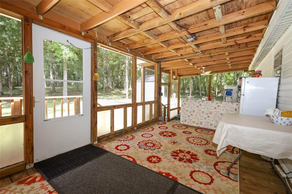 For Sale: $445,000 (6 beds, 4 baths, 3360 Square Feet)