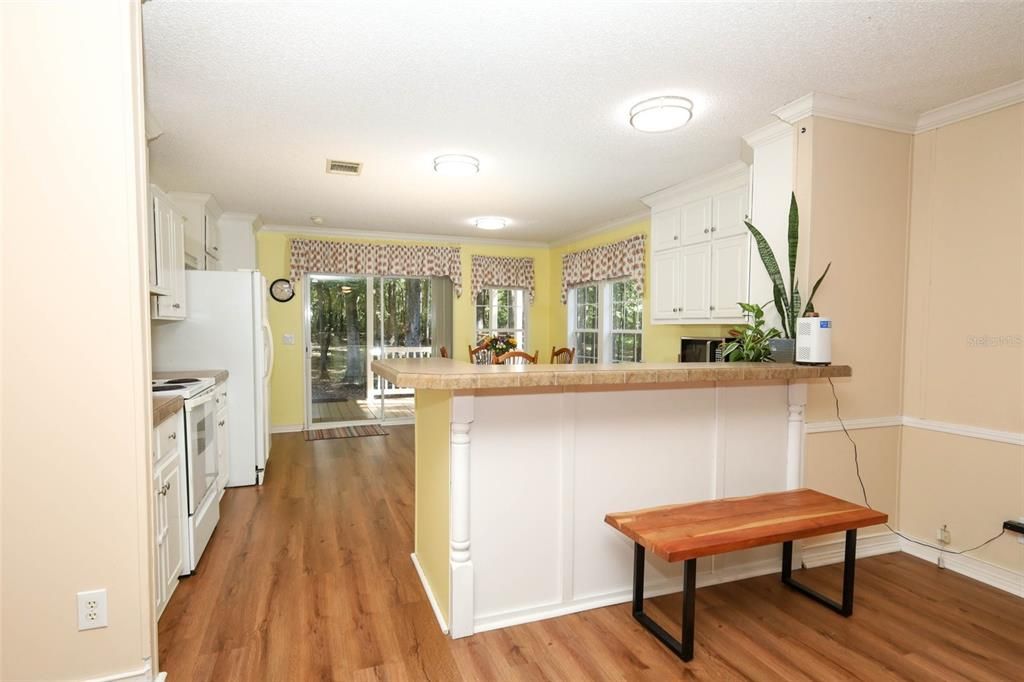 For Sale: $445,000 (6 beds, 4 baths, 3360 Square Feet)