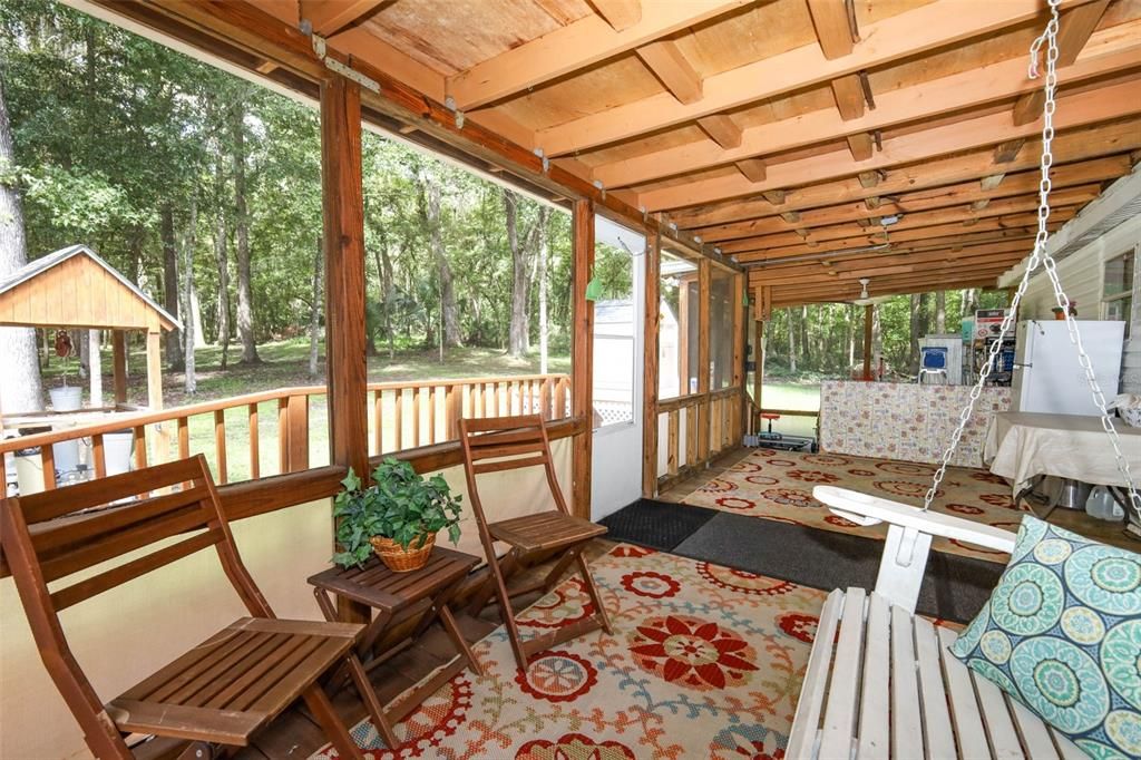 For Sale: $445,000 (6 beds, 4 baths, 3360 Square Feet)