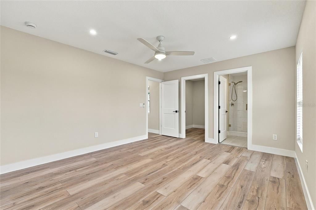 En Venta: $439,900 (3 camas, 2 baños, 1646 Pies cuadrados)