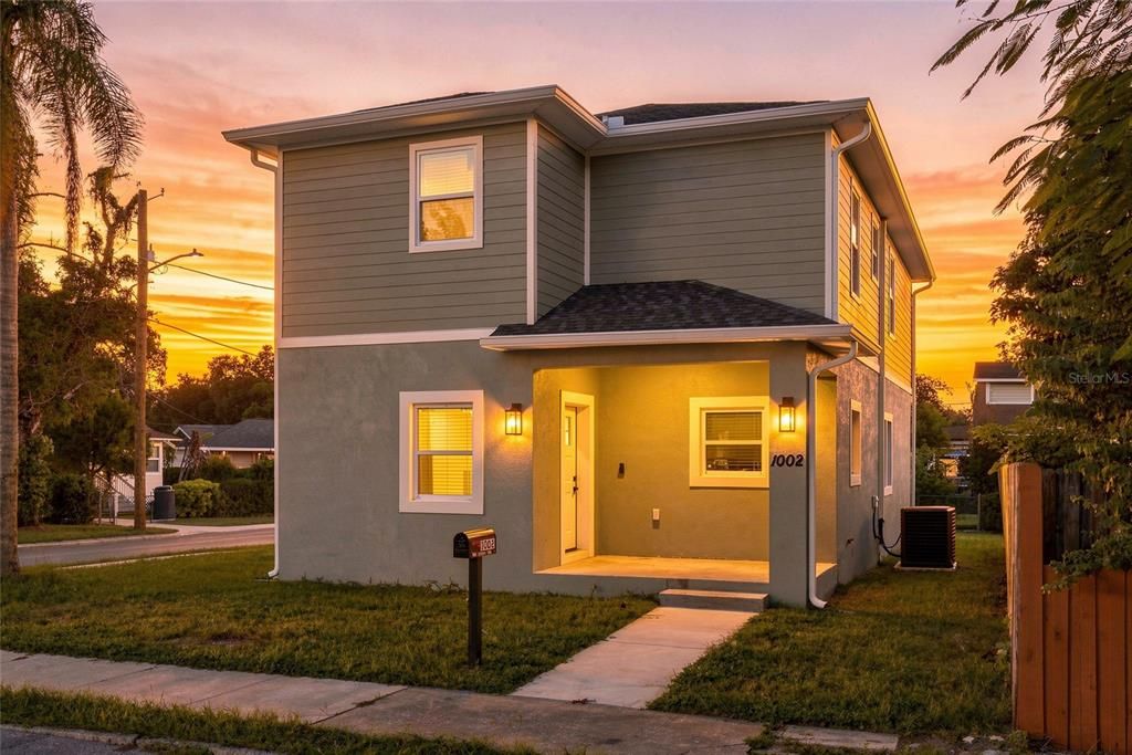 En Venta: $439,900 (3 camas, 2 baños, 1646 Pies cuadrados)
