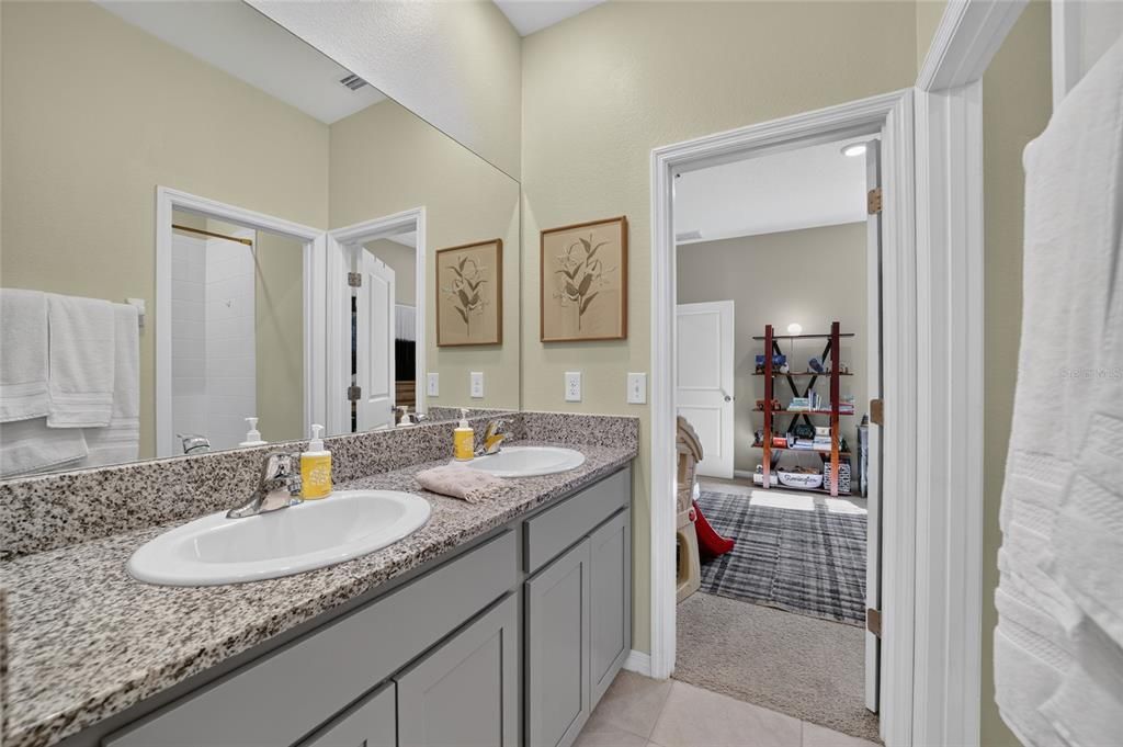 For Sale: $514,900 (4 beds, 3 baths, 2836 Square Feet)