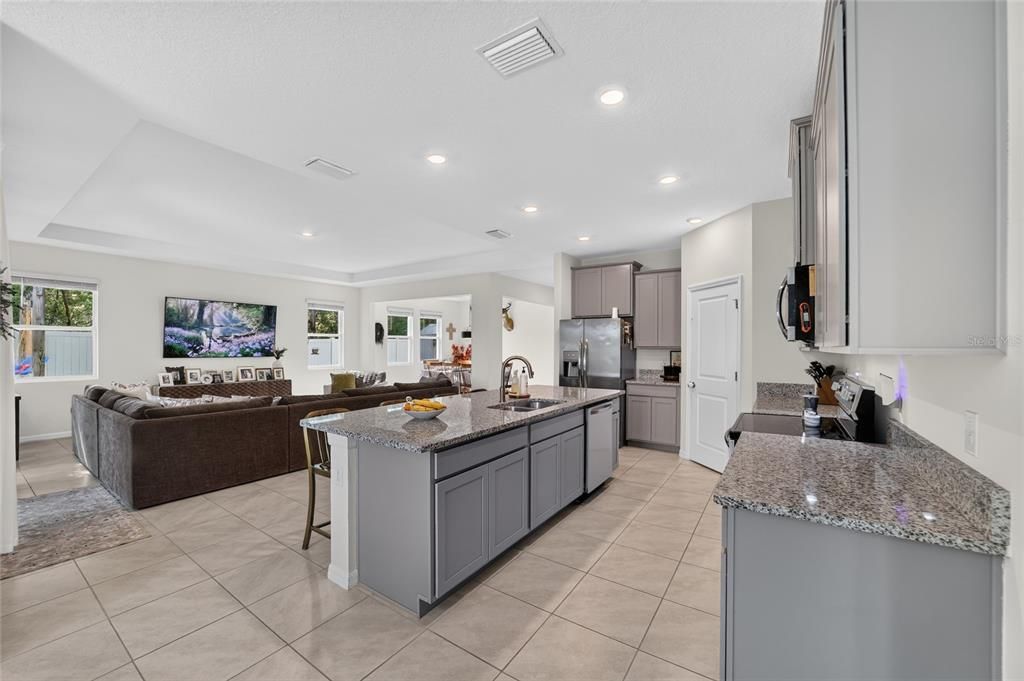 For Sale: $514,900 (4 beds, 3 baths, 2836 Square Feet)