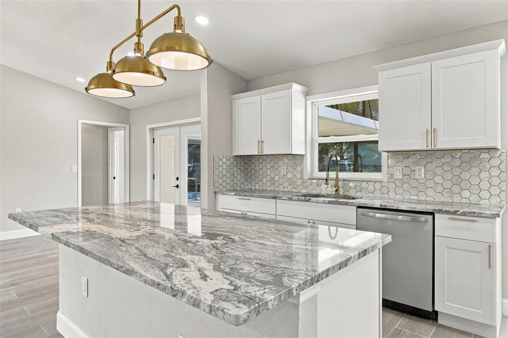 For Sale: $369,000 (3 beds, 2 baths, 1527 Square Feet)