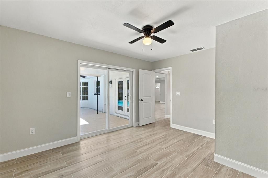 For Sale: $369,000 (3 beds, 2 baths, 1527 Square Feet)