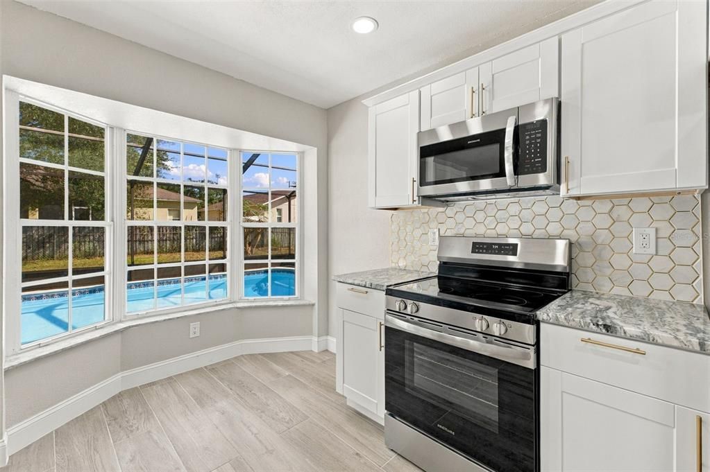 For Sale: $369,000 (3 beds, 2 baths, 1527 Square Feet)
