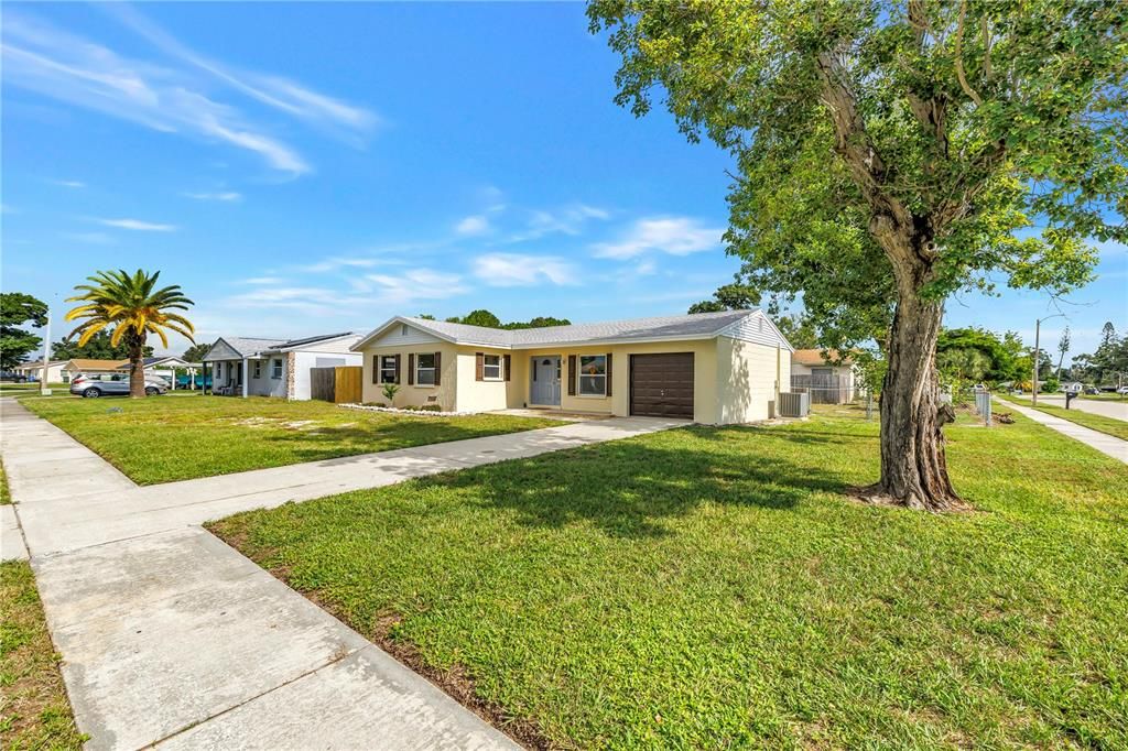 En Venta: $349,000 (3 camas, 2 baños, 1456 Pies cuadrados)