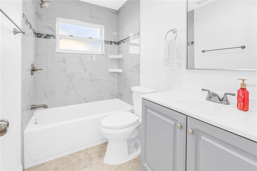 En Venta: $349,000 (3 camas, 2 baños, 1456 Pies cuadrados)