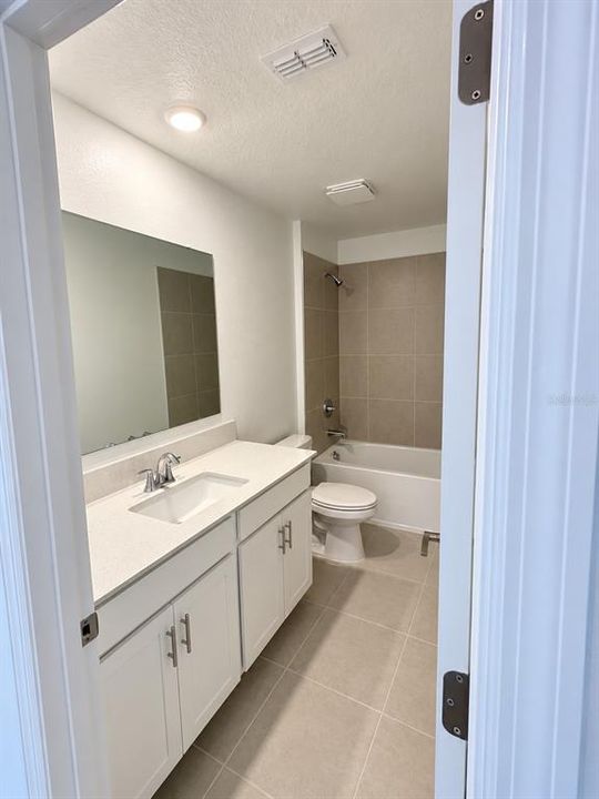 For Rent: $2,390 (3 beds, 2 baths, 1755 Square Feet)
