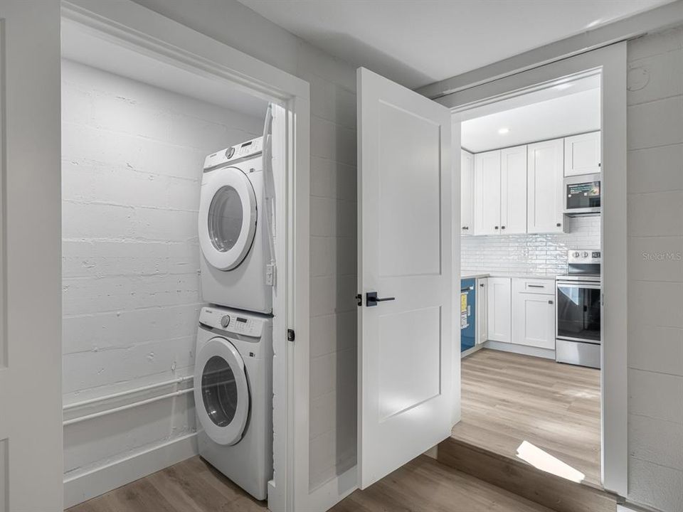 В аренду: $2,535 (2 спален, 1 ванн, 984 Квадратных фут)