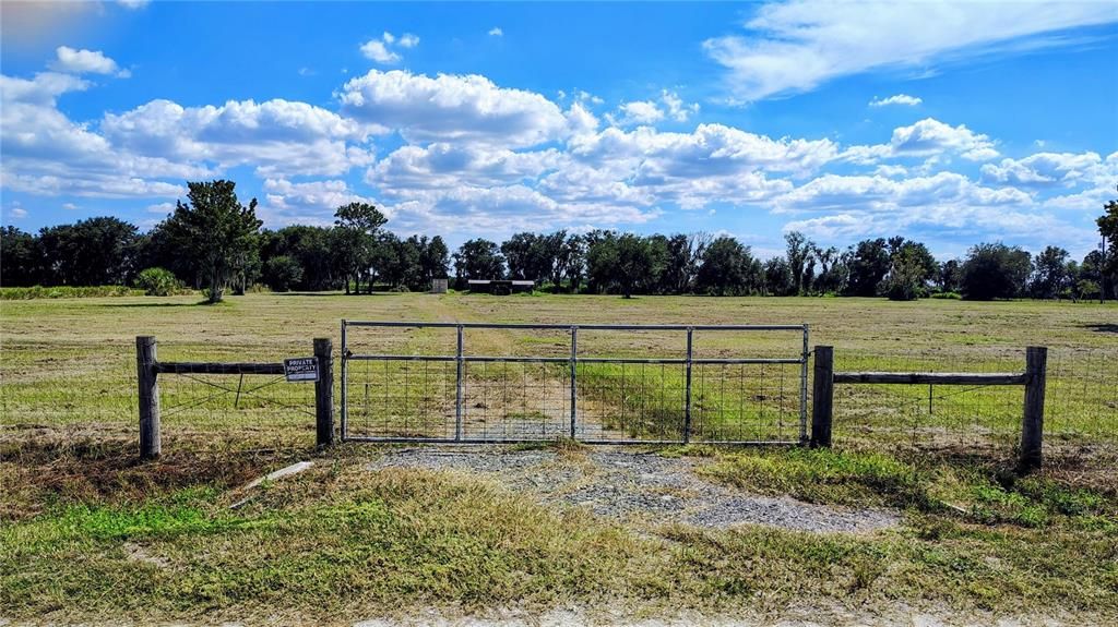En Venta: $350,000 (5.00 acres)