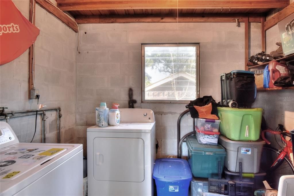 For Rent: $1,695 (2 beds, 1 baths, 800 Square Feet)