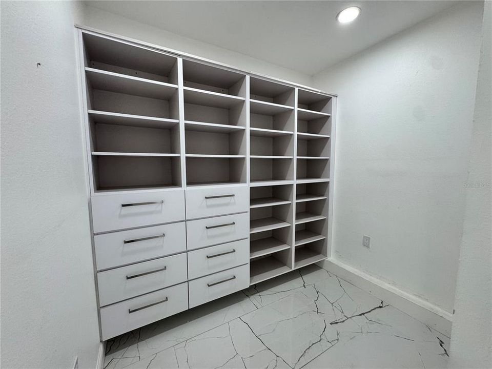 В аренду: $2,900 (5 спален, 2 ванн, 2164 Квадратных фут)