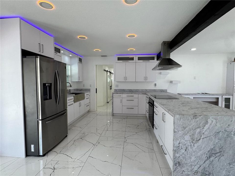 В аренду: $2,900 (5 спален, 2 ванн, 2164 Квадратных фут)