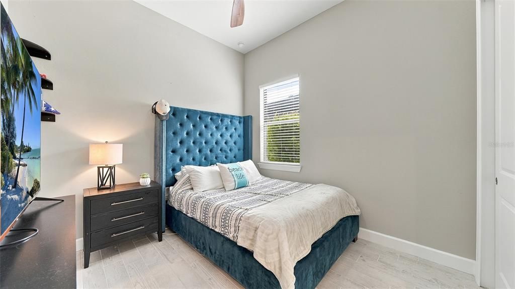 For Sale: $925,000 (3 beds, 3 baths, 2088 Square Feet)