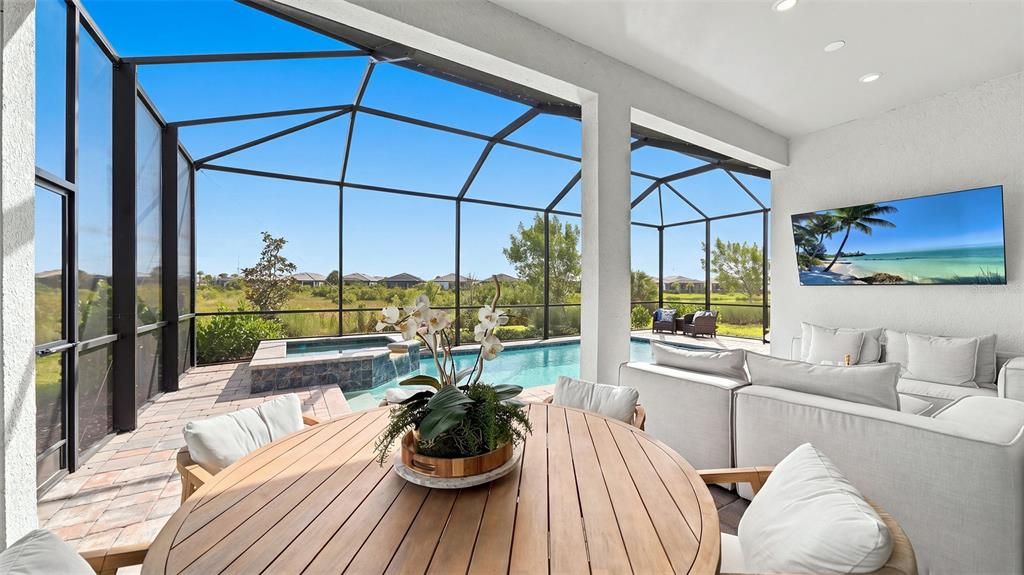 For Sale: $925,000 (3 beds, 3 baths, 2088 Square Feet)
