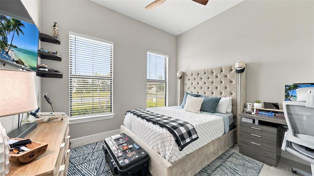 For Sale: $925,000 (3 beds, 3 baths, 2088 Square Feet)