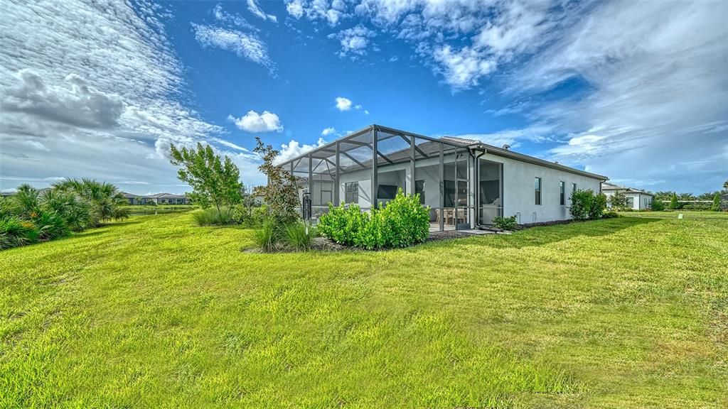For Sale: $925,000 (3 beds, 3 baths, 2088 Square Feet)