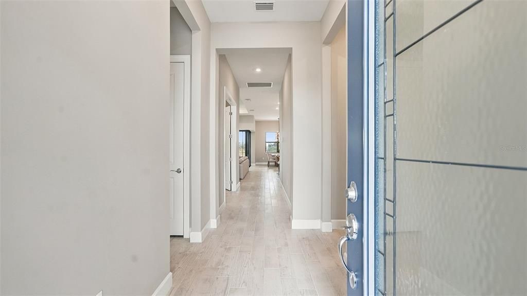 For Sale: $925,000 (3 beds, 3 baths, 2088 Square Feet)