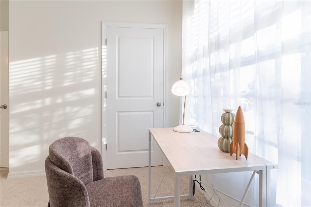 En Venta: $399,000 (4 camas, 2 baños, 1768 Pies cuadrados)
