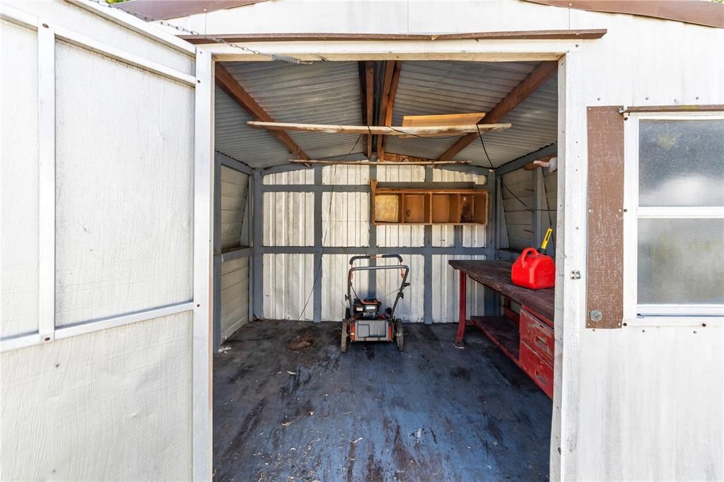 For Sale: $350,000 (3 beds, 2 baths, 1169 Square Feet)