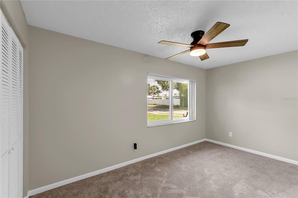 For Sale: $350,000 (3 beds, 2 baths, 1169 Square Feet)