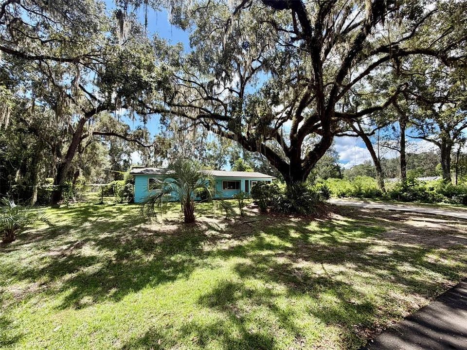 For Rent: $1,850 (3 beds, 2 baths, 1156 Square Feet)