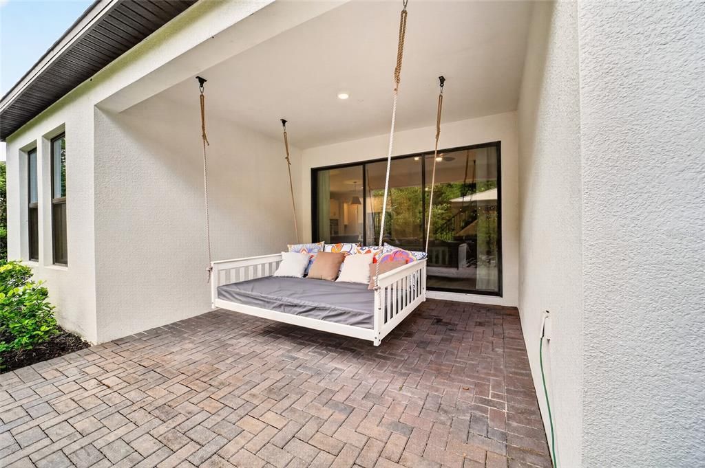 For Sale: $625,000 (5 beds, 4 baths, 3283 Square Feet)