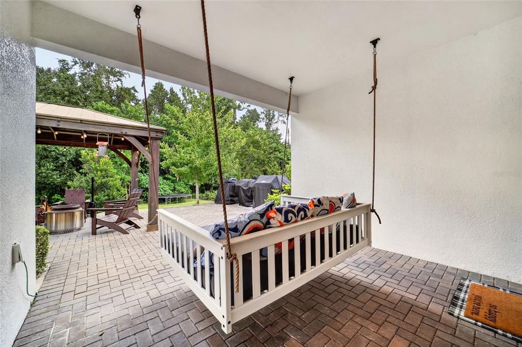 For Sale: $625,000 (5 beds, 4 baths, 3283 Square Feet)