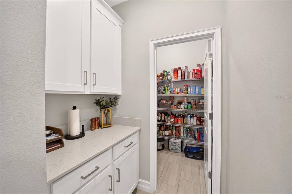 For Sale: $625,000 (5 beds, 4 baths, 3283 Square Feet)