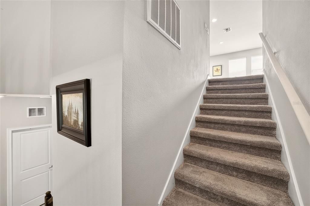For Sale: $625,000 (5 beds, 4 baths, 3283 Square Feet)