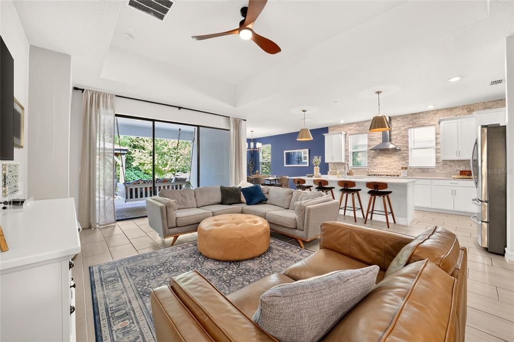 For Sale: $625,000 (5 beds, 4 baths, 3283 Square Feet)